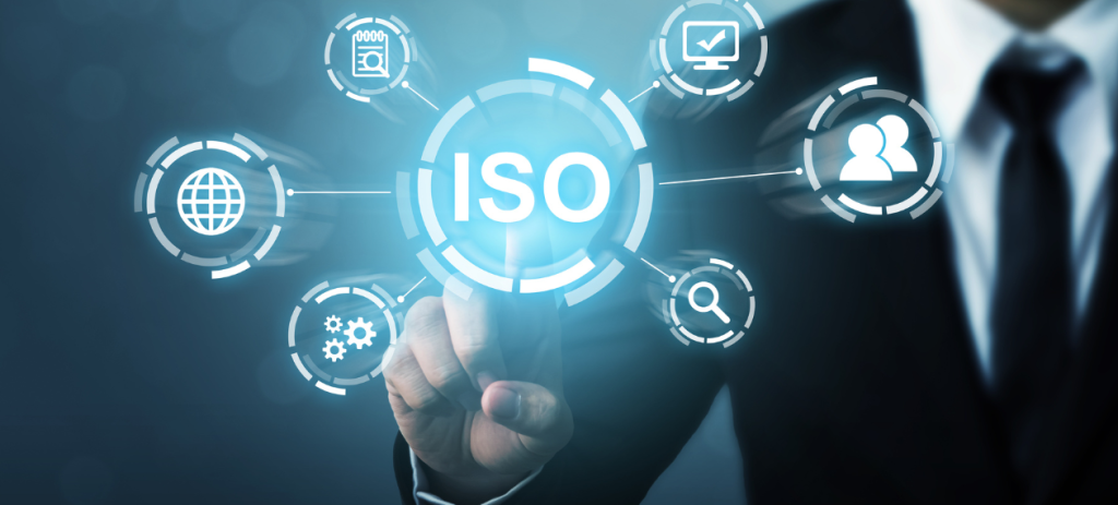 Szkolenie ISO 27001 – dlaczego warto szkolić pracowników z bezpieczeństwa informacji? 3 ISO szkolenie